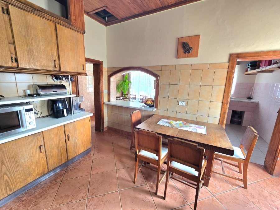 5 Bedroom Property for Sale in Bethlehem Free State